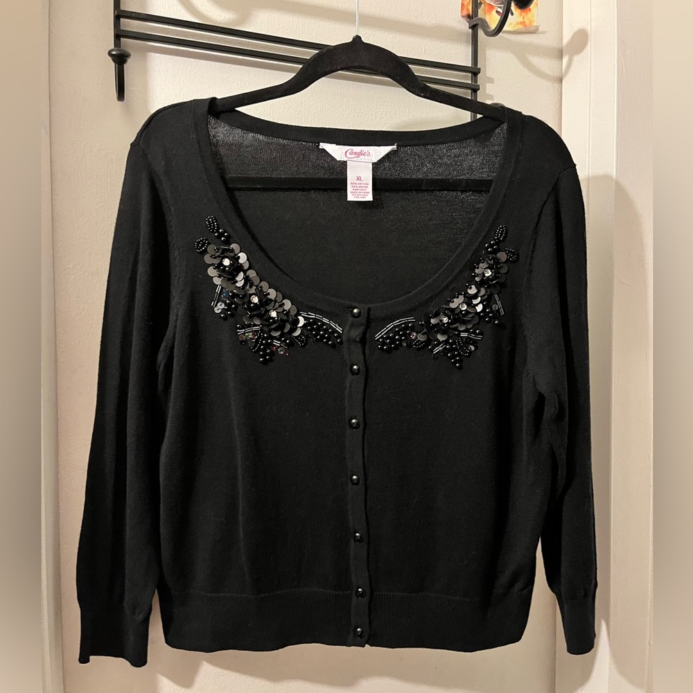 Candie’s-size XL- gorgeous sequined cropped cardi w/buttons. NWOT.
